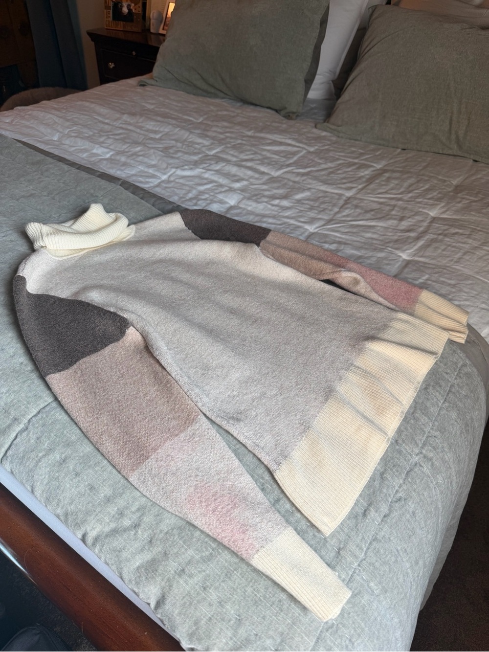 Sugarhigh Lovestoned Mariposa Turtleneck - Picture 8 of 13